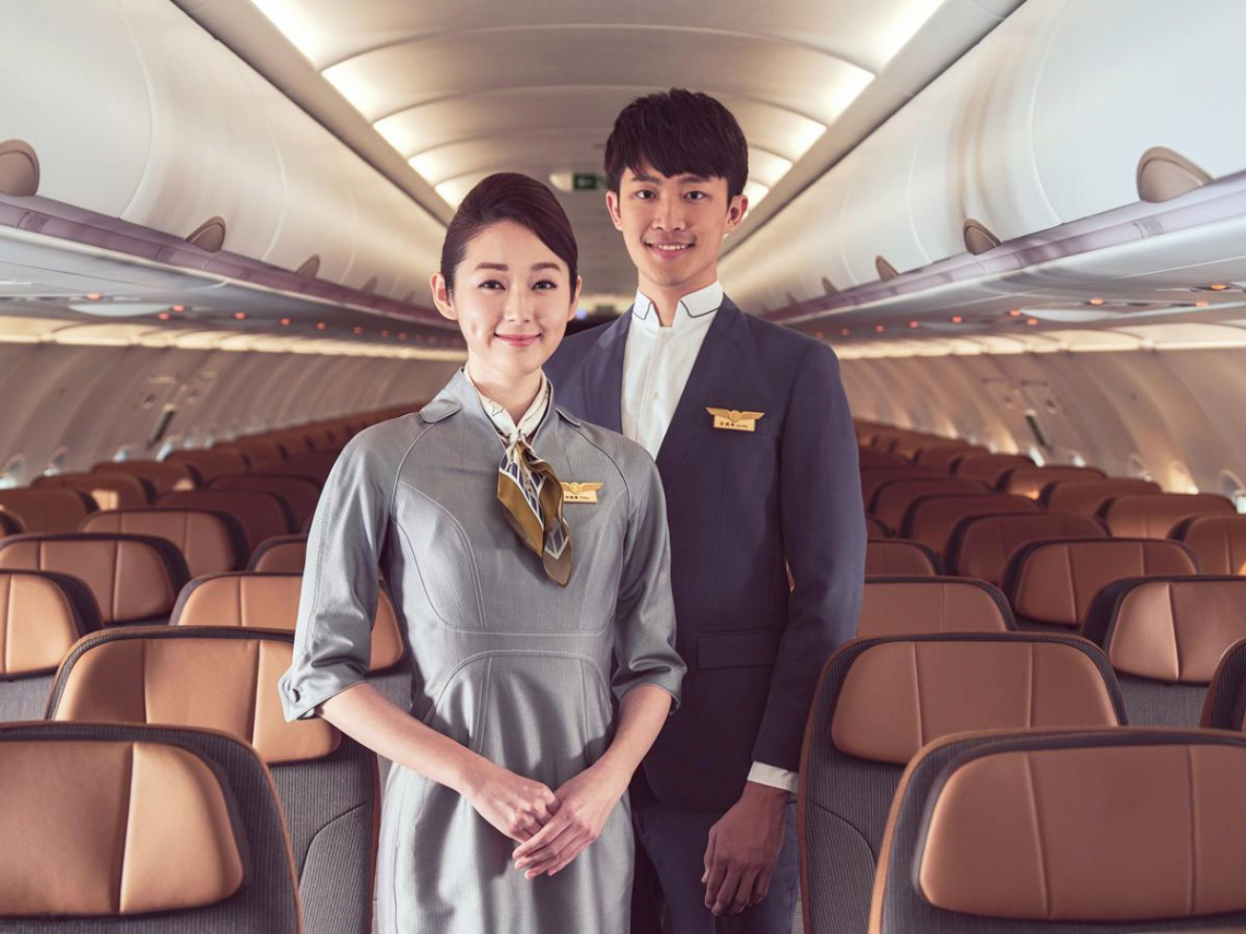 持續更新-航空公司空服地勤應考最新資訊 - 菁英[視]務所攝影工作室 elitegenius.com